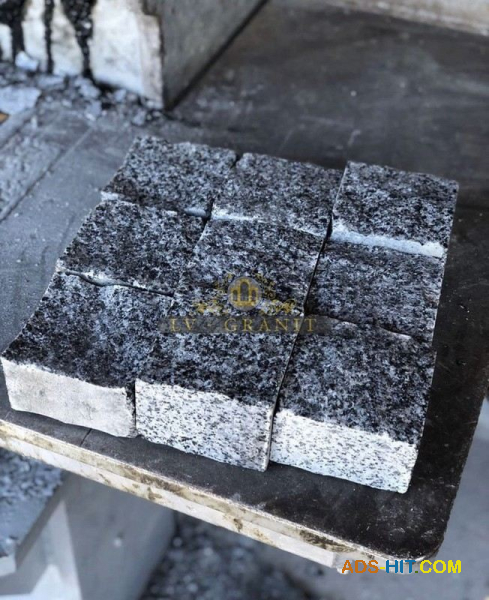 Памятники з граніту, граніт оптом від LV-Granit