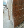 Коричневый мрамор хорошо подходит для покрытия потолка и стен