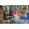 Рабочие-Упаковщики сыра "Фета" на молокозавод в Польшу